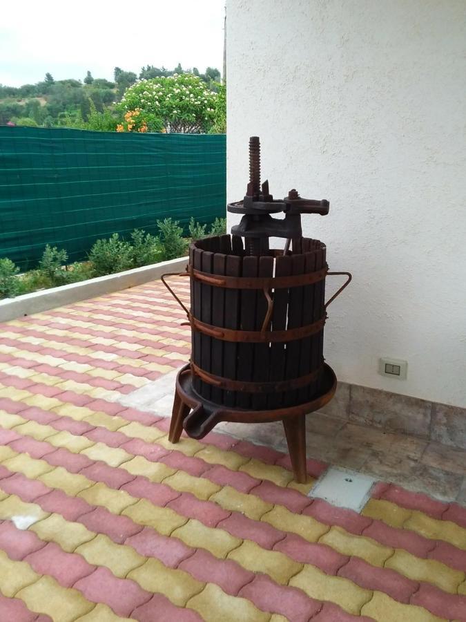 הוילה לסקארי Casa Tre Noci מראה חיצוני תמונה